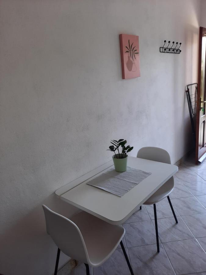 Marovito Apartment Supetarska Draga Exterior foto