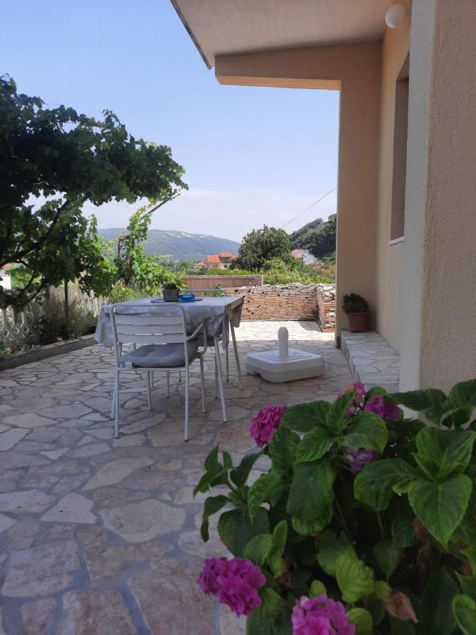Marovito Apartment Supetarska Draga Exterior foto