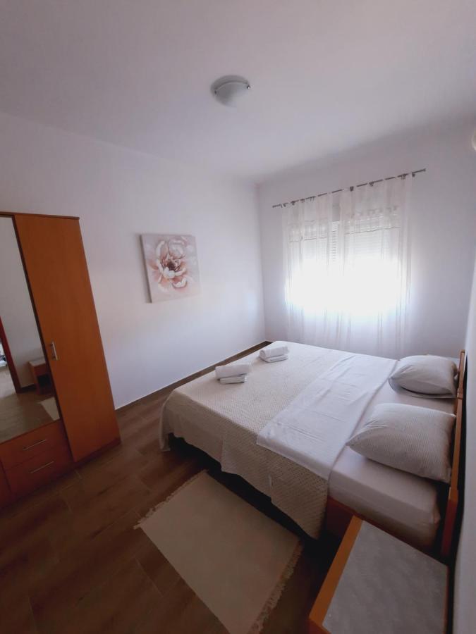Marovito Apartment Supetarska Draga Exterior foto